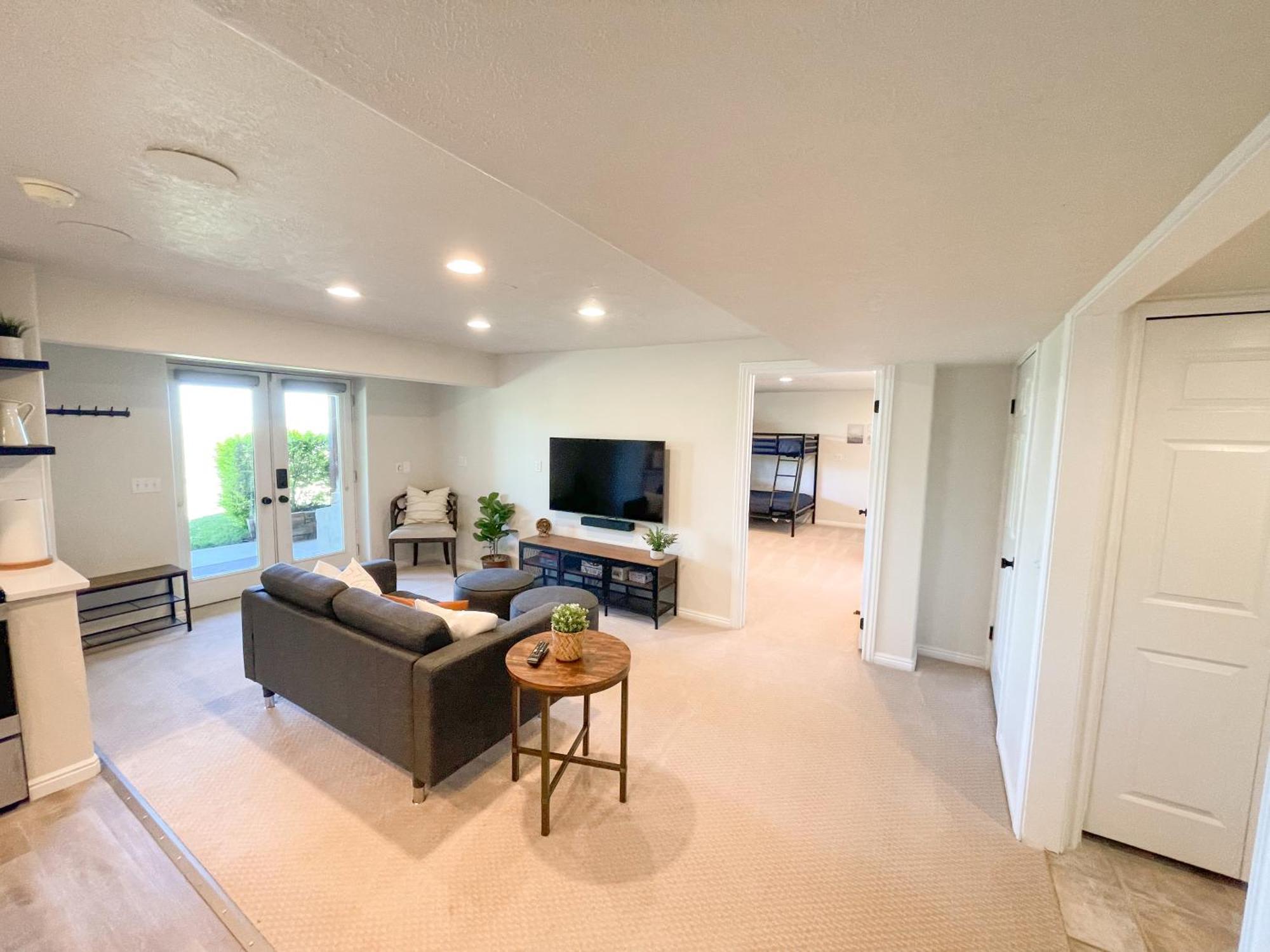 View Retreat 2 Bedroom 1 B Draper
